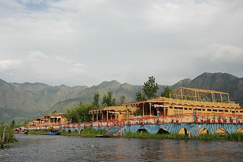 هتل رویال گروپ اف هوسبوت کاشمیر